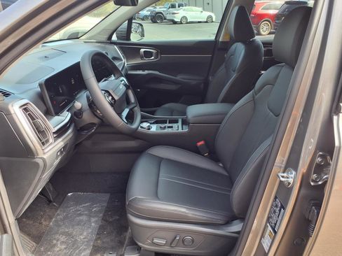 New 2026 Kia Sorento EX AWD/4WD image 5