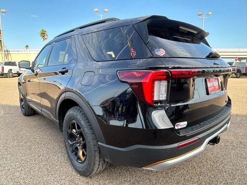New 2026 Ford Explorer Tremor image 5