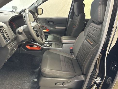 Used 2025 Nissan Frontier PRO-4X w/ Pro Convenience Package image 10