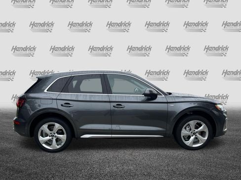 Used 2023 Audi Q5 2.0T Premium Plus w/ Premium Plus Package AWD/4WD image 10