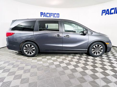 Used 2023 Honda Odyssey EX-L image 10
