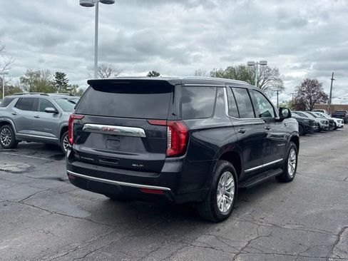 Used 2023 GMC Yukon SLT w/ SLT Luxury Package AWD/4WD image 5