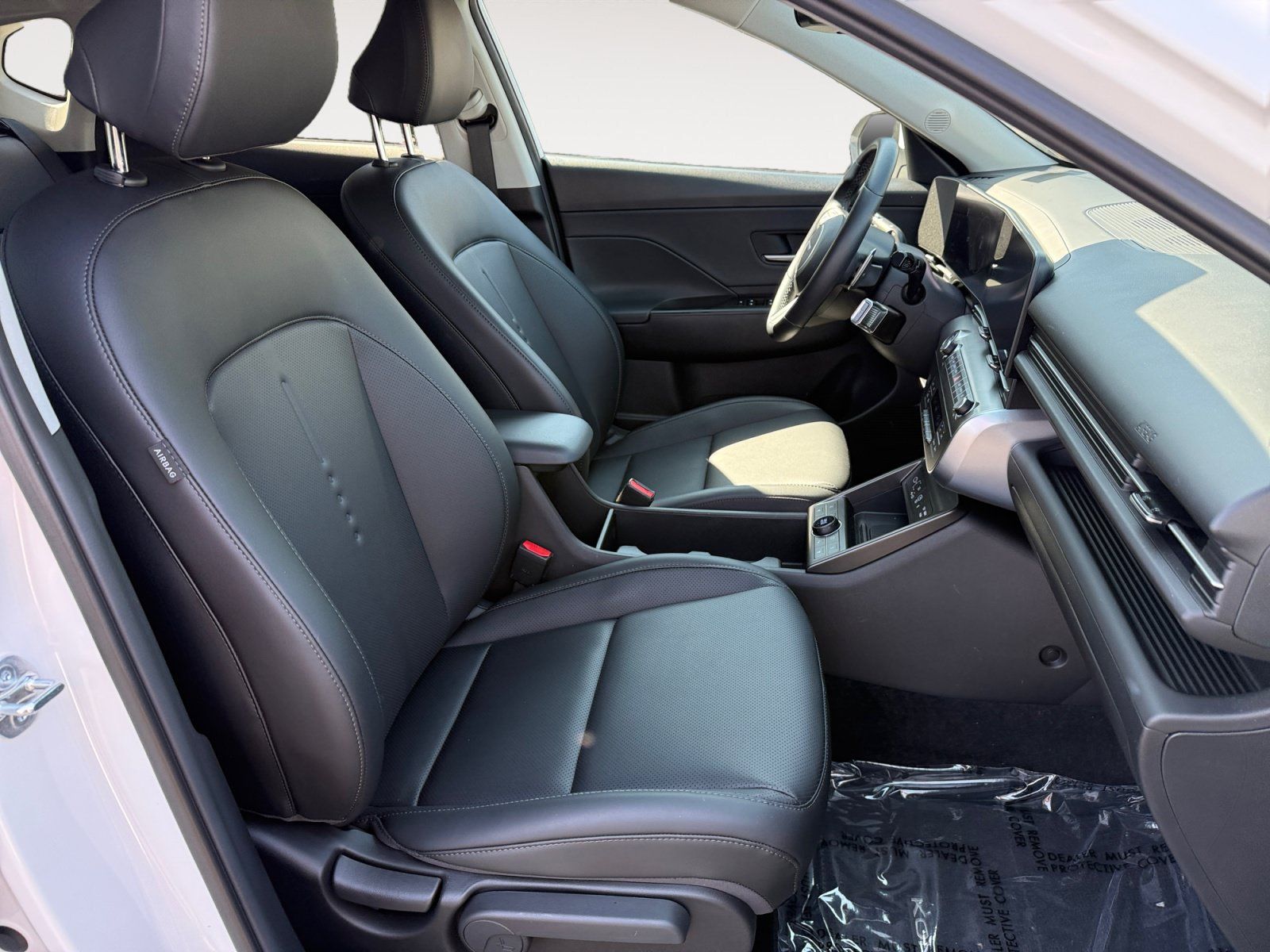 Certified 2025 Hyundai Kona Limited FWD image 19