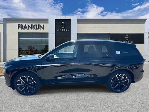 New 2026 Lincoln Nautilus Reserve AWD/4WD image 4