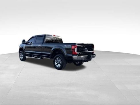 Certified 2019 Ford F350 Lariat w/ Lariat Ultimate Package image 3