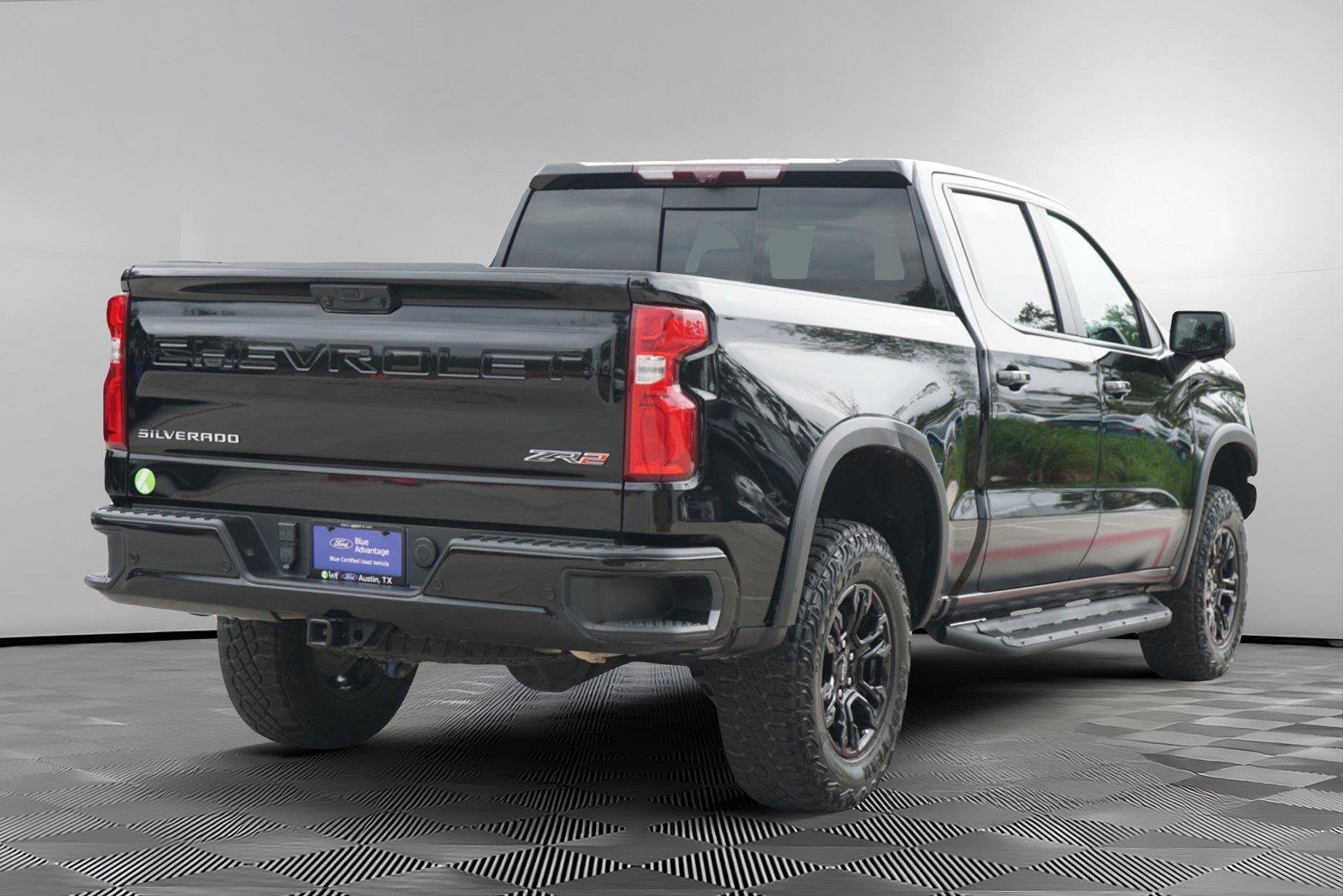 Used 2024 Chevrolet Silverado 1500 ZR2 w/ Technology Package AWD/4WD image 5