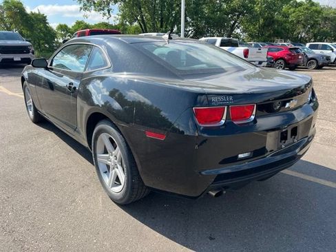Used 2010 Chevrolet Camaro LT RWD image 6