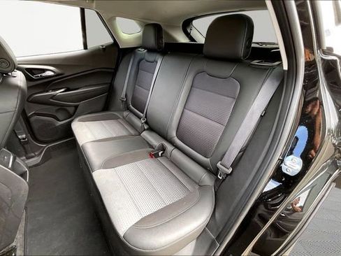 Used 2025 Chevrolet Trax LT image 16