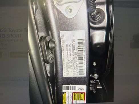 Used 2023 Toyota Tacoma TRD Sport w/ Technology Package image 12