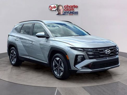 Used 2025 Hyundai Tucson SEL FWD image 7