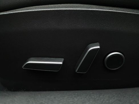 Used 2021 Tesla Model 3 Performance AWD/4WD image 30