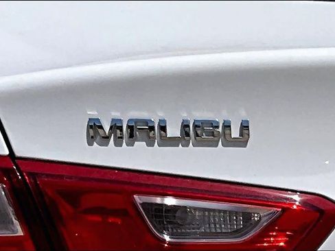 Used 2016 Chevrolet Malibu LS FWD image 29