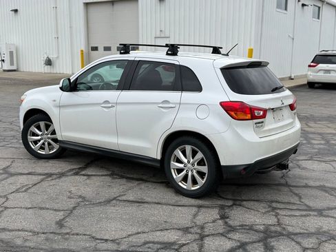 Used 2015 Mitsubishi Outlander Sport SE image 3