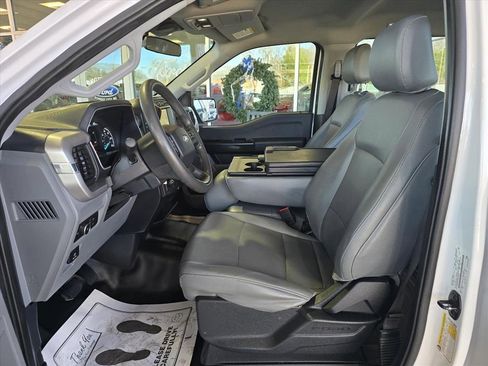 Used 2022 Ford F150 XL w/ Equipment Group 101A High image 10