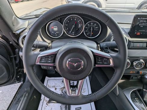 Used 2023 MAZDA MX-5 Miata Grand Touring image 9