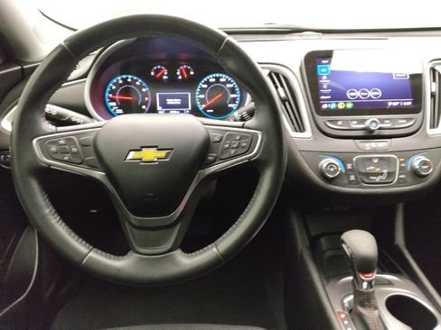 Used 2022 Chevrolet Malibu RS FWD image 22