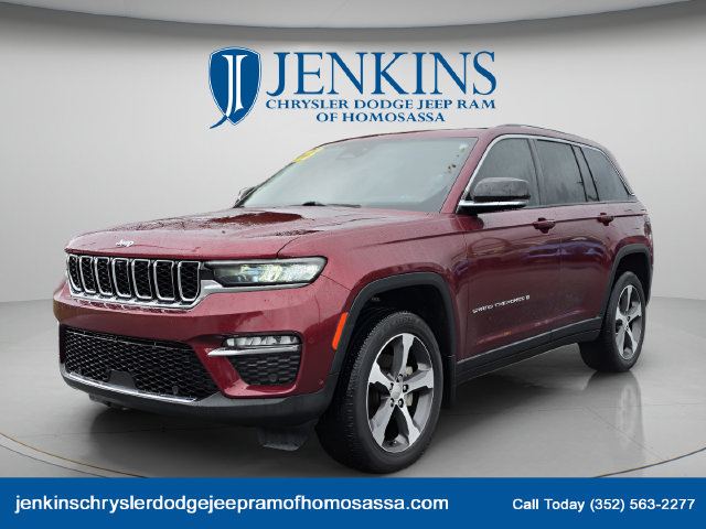 Used 2023 Jeep Grand Cherokee Limited w/ Luxury Tech Group II RWD image 11