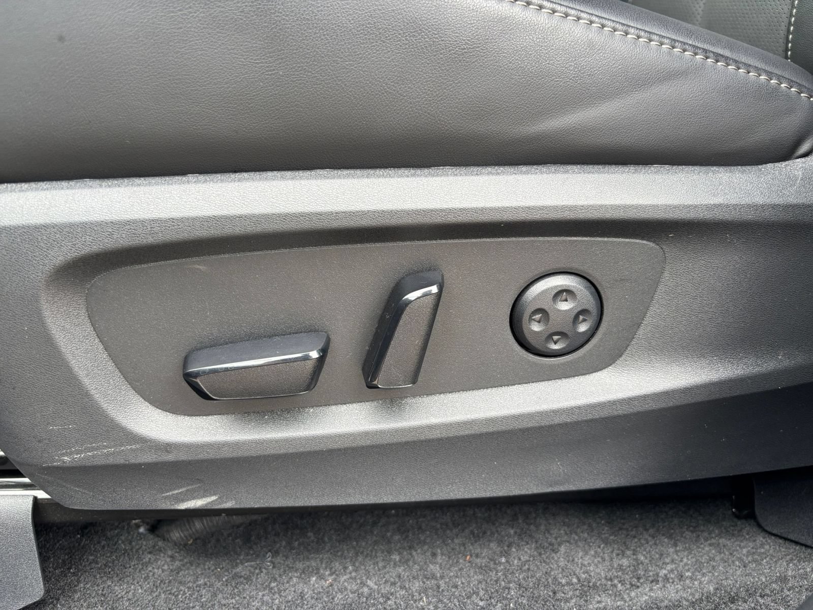 Used 2026 INFINITI QX60 Luxe AWD/4WD image 22