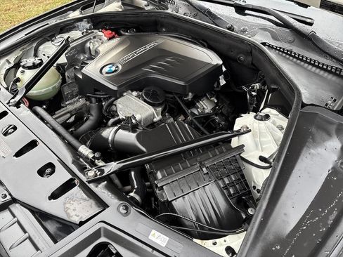 Used 2013 BMW 528i xDrive Sedan image 29