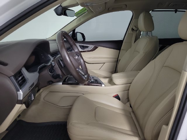 Used 2019 Audi Q7 2.0T Premium Plus w/ Premium Plus Package AWD/4WD image 19