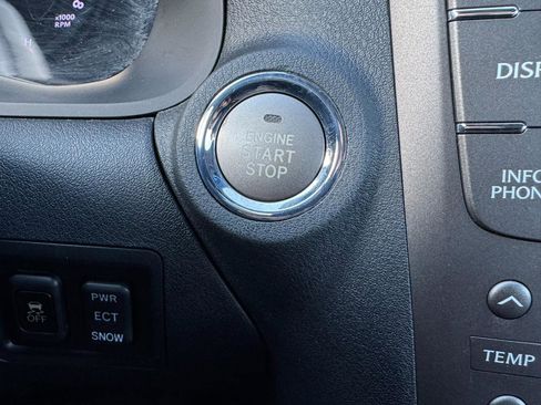 Used 2011 Lexus IS 250C w/ Luxury Pkg RWD image 28
