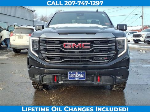 Used 2024 GMC Sierra 1500 AT4 w/ Technology Package image 2