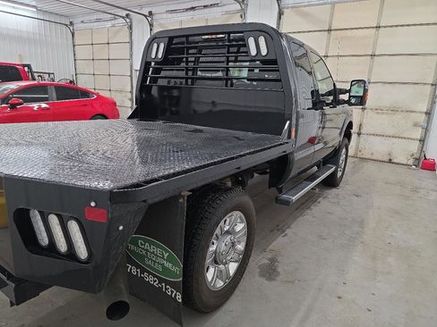 Used 2015 Ford F350 Lariat w/ Chrome Package image 18