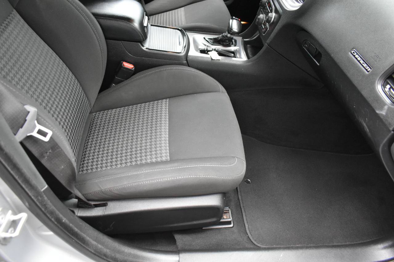 Used 2021 Dodge Charger R/T w/ Harman/Kardon Audio Group RWD image 30