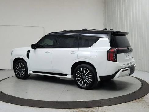 Used 2025 Nissan Armada Platinum Reserve AWD/4WD image 5