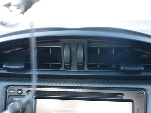 Used 2015 Subaru BRZ Premium image 25