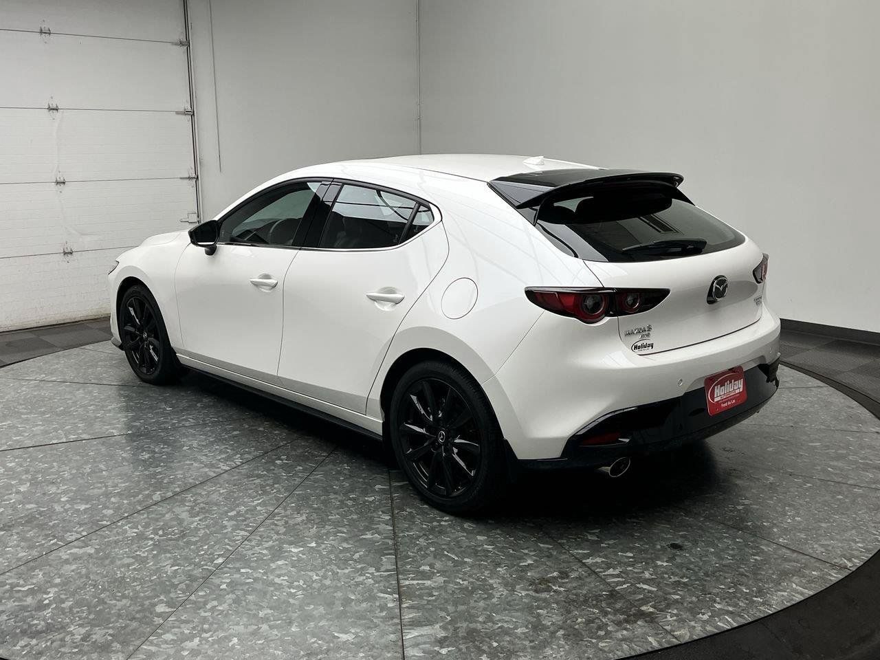 Certified 2025 MAZDA MAZDA3 Hatchback w/Premium Plus Pkg AWD/4WD image 2