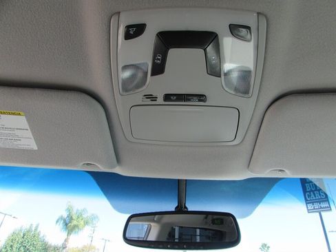 Used 2012 Toyota Sienna LE FWD image 19