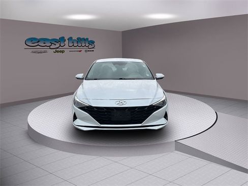 Used 2022 Hyundai Elantra SEL w/ Convenience Package image 7