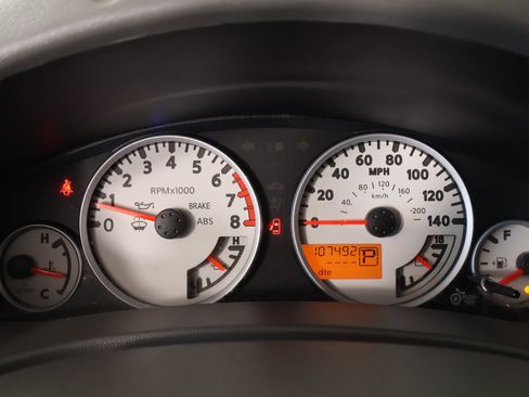 Used 2019 Nissan Frontier Desert Runner RWD image 4