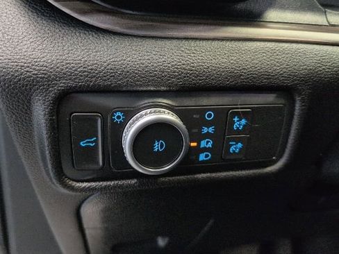 Certified 2022 Ford Explorer Limited AWD/4WD image 16
