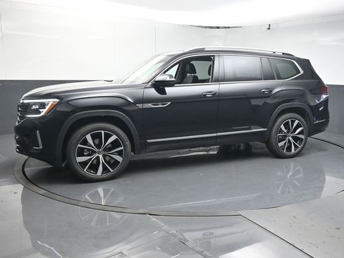 New 2025 Volkswagen Atlas SEL Premium R-Line image 4