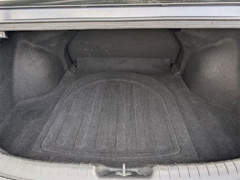 Used 2021 Hyundai Elantra SEL image 23