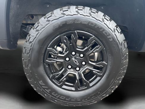 Used 2024 Chevrolet Silverado 1500 ZR2 w/ Technology Package AWD/4WD image 20