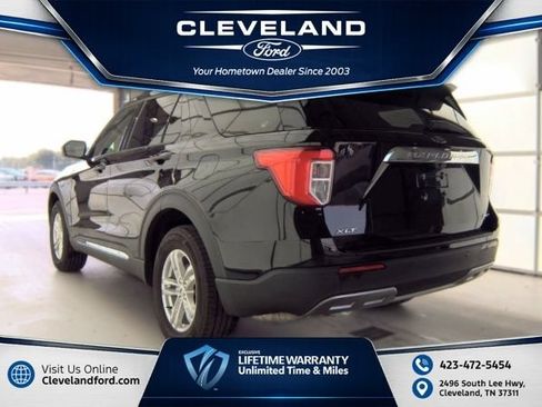 Used 2023 Ford Explorer XLT w/ Equipment Group 202A AWD/4WD image 1