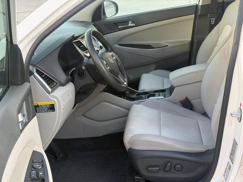 Used 2016 Hyundai Tucson SE w/ Option Group 02 AWD/4WD image 12