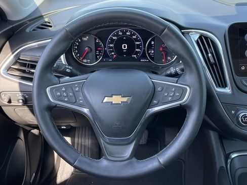 Used 2023 Chevrolet Malibu LT FWD image 11