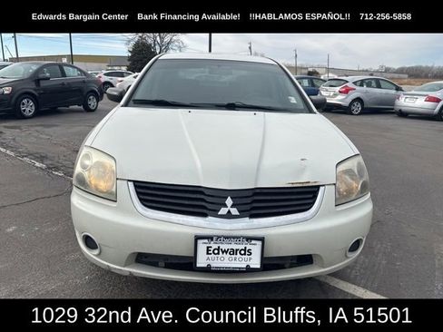 Used 2008 Mitsubishi Galant ES image 3