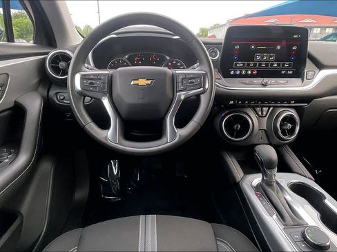 Used 2023 Chevrolet Blazer LT w/ Driver Confidence Package FWD image 6