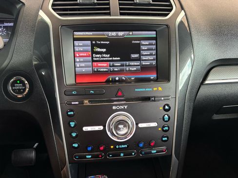 Used 2016 Ford Explorer Sport w/ Equipment Group 401A AWD/4WD image 16