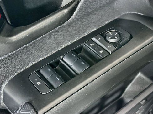 Certified 2025 Toyota Tacoma SR RWD image 27