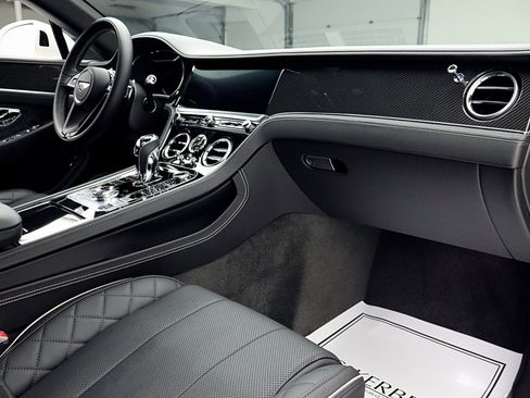 Certified 2020 Bentley Continental GT image 39