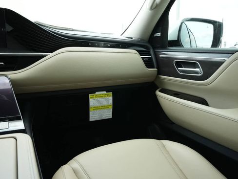 New 2026 INFINITI QX80 Pure RWD image 8