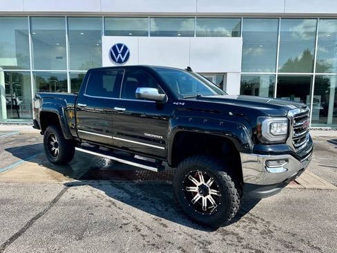 Used 2018 GMC Sierra 1500 SLT w/ SLT Premium Package AWD/4WD image 1