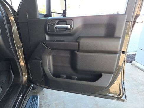 Used 2022 Chevrolet Silverado 2500 Custom w/ Custom Value Package AWD/4WD image 51