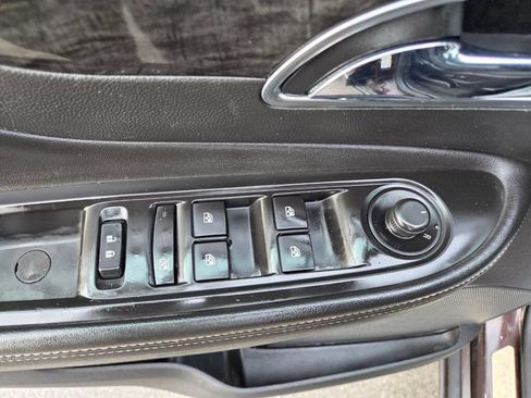 Used 2016 Buick Encore Base AWD 4dr Crossover image 31